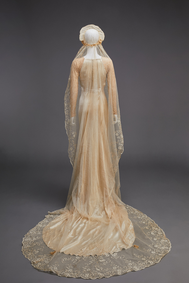 1890 wedding dress top